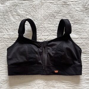 SHEFIT Ultimate Sports Bra